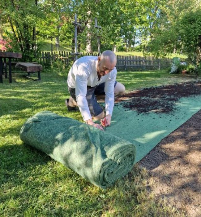 lay a lawn